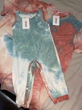 PatPat Family matching Set Tie-Dye Tank Romper & Tees Set - Blue, Coral, White